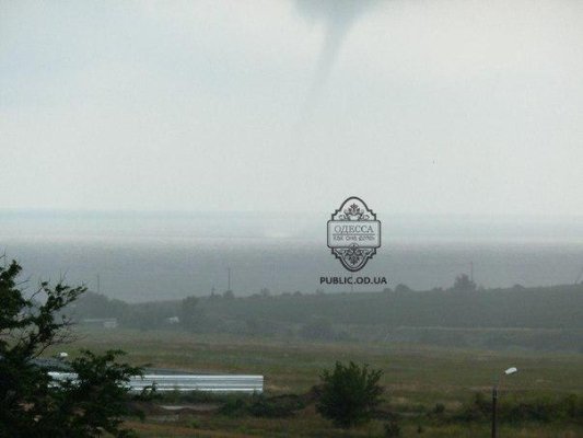 На Одесу насуваються смерчі. ФОТО. ВІДЕО