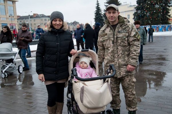 Як у центрі Луцька протестанти святкували Різдво