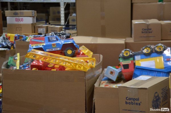 Безпека та якість: луцька фабрика показала, як виготовляє іграшки