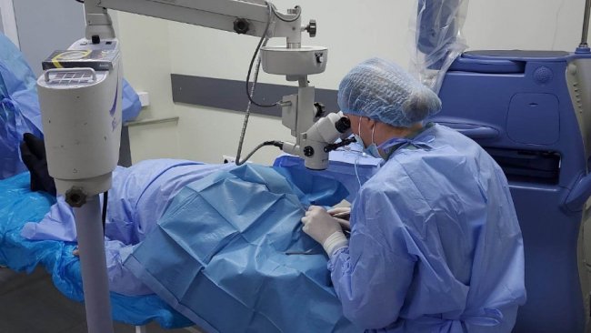 Волинські лікарі днями відновили зір 13 людям. ФОТО