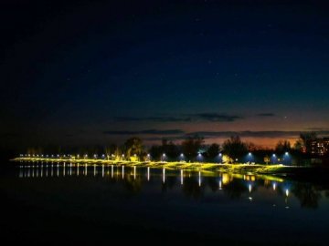 Романтичні фото вечірнього міста на Волині