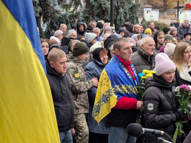 Загинула внаслідок авіаційного удару: на Волині попрощалися з військовослужбовицею Мариною Ізотовою