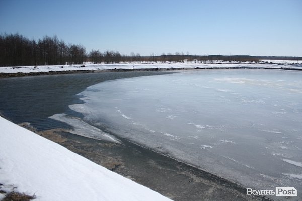На Волині готуються до повені ‒ в населені пункти завозять харчі. ФОТО