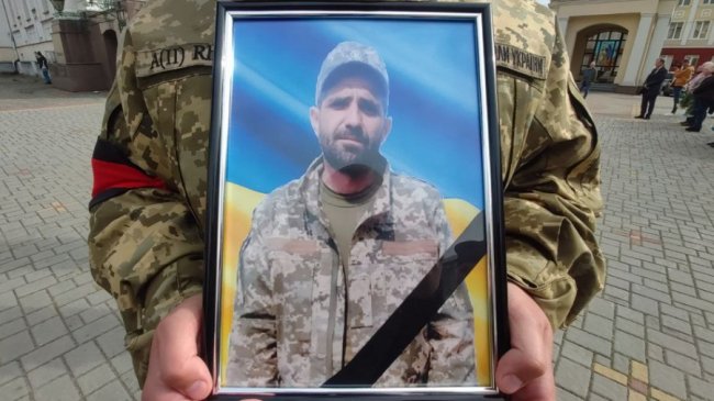 У Луцьку попрощалися з трьома загиблими захисниками