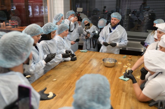 Відомий ресторатор Роман Хорзов відкрив у Луцьку мережу напівфабрикатів*