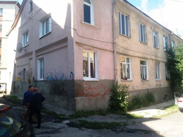 Луцьким депутатам показали туалет в центрі і не тільки. ФОТО