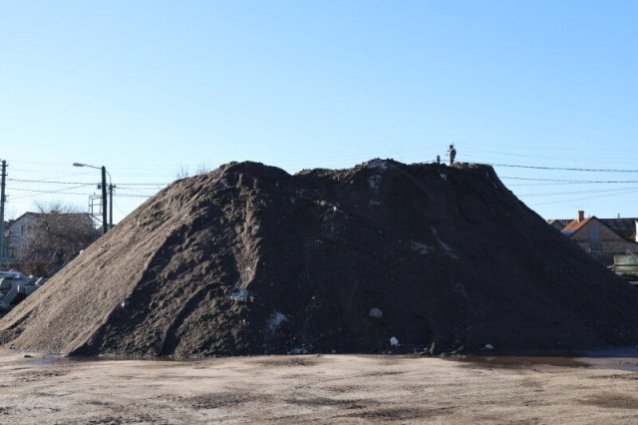 «Якщо прогноз показує сніг чи ожеледицю, необхідно ще за годину чи півтори до опадів просипати вулиці», - мер Луцька 