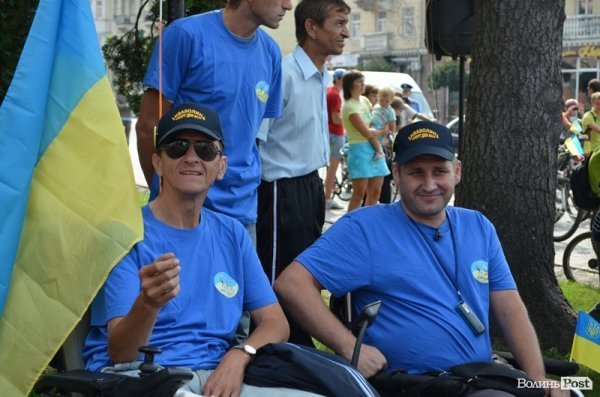 У Луцьку відбувся півтисячний велопробіг за Незалежність. ФОТО