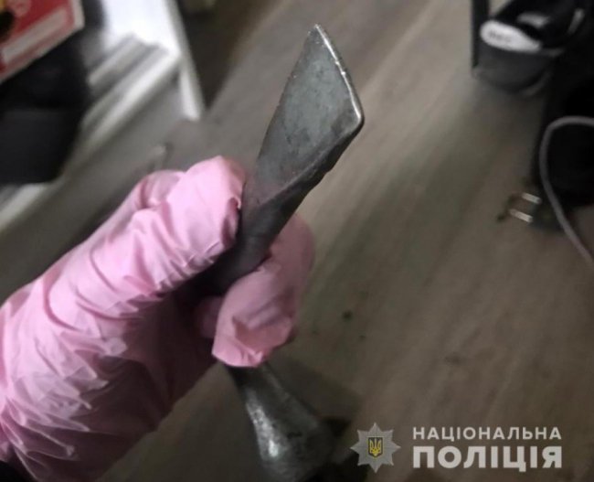 У Луцьку посеред ночі злодії в масках «обчистили» квартиру, де спали господарі