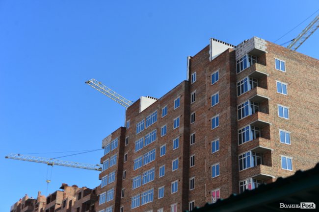 Де у Луцьку придбати житло «не як у всіх». ФОТО*