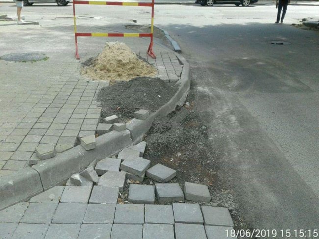 «Луцьктепло» знову змушують прибрати за собою. ФОТО