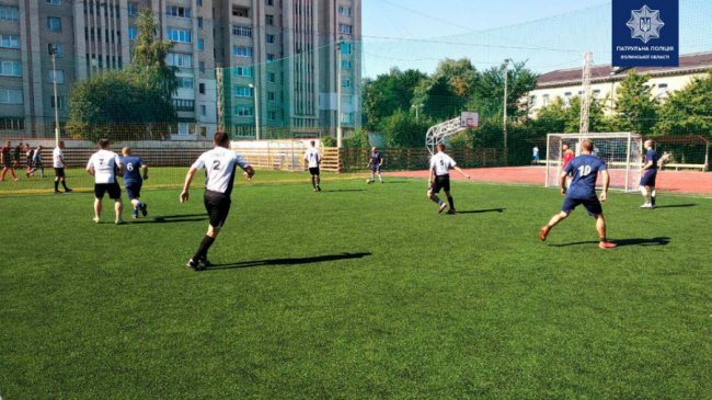 Волинські правоохоронці визначали сильнішого на міні-футбольному полі. ФОТО