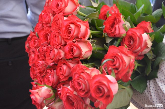 «Ми витрусимо з держави гроші для пенсіонерів та ветеранів», – Олег Ляшко у Луцьку*