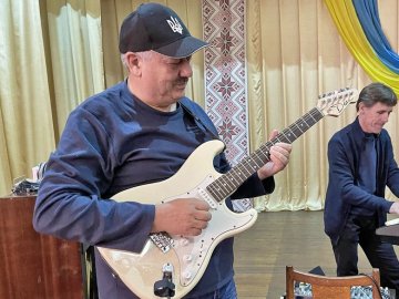 На Волині створили джаз-бенд з міським головою та переселенцем у складі. ФОТО