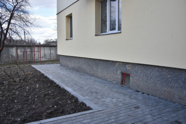 Де у Луцьку ремонтують двори і тротуари