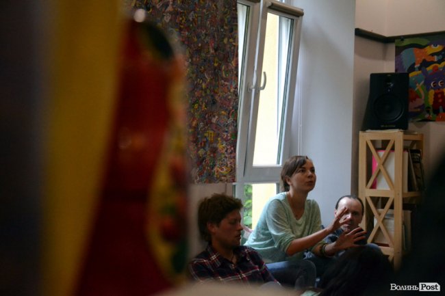 Тусівка для йогів: як у Луцьку медитували та просвітлювалися