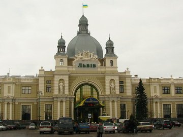 У Львові «замінували» залізничний вокзал