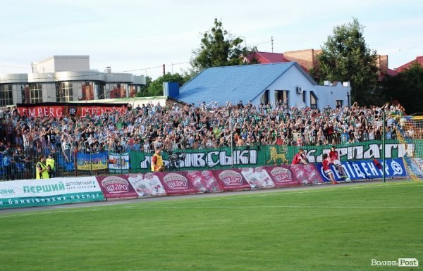 «Волинь» - «Карпати»:  історія однієї нічиєї в фото