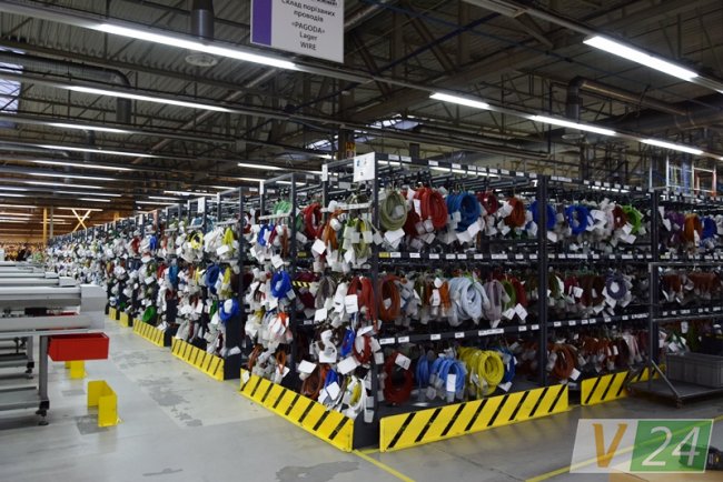 Луцьким школярам показали, як працює «Кромберг енд Шуберт». ФОТО