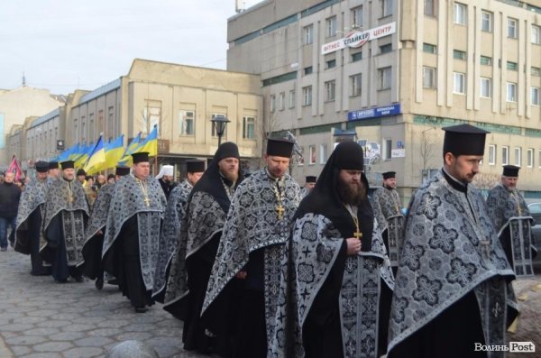 Лучани вшанували пам’ять жертв Голодомору