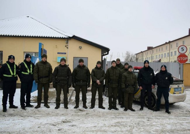 Луцькі нацгвардійці вперше патрулювали з копами не тільки пішки