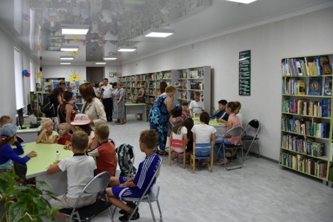 У Луцьку відкрили бібліотеку нового формату. ФОТО