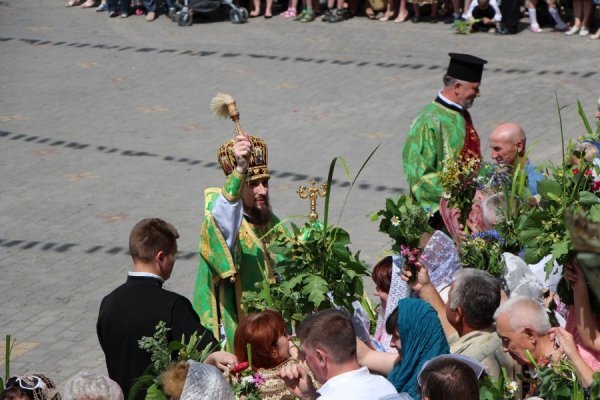 У Луцьку відсвяткували Трійцю. ФОТО