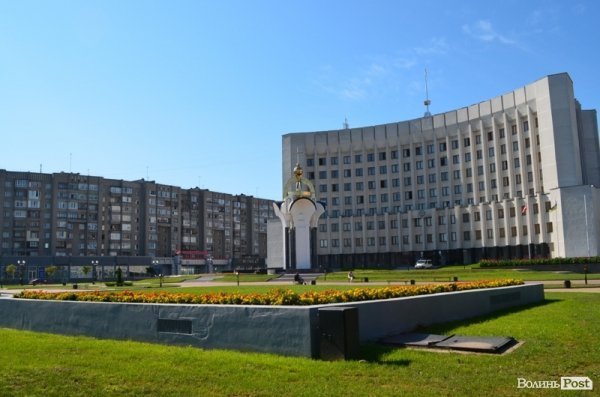 Місто, яке я люблю. Квіти Луцька