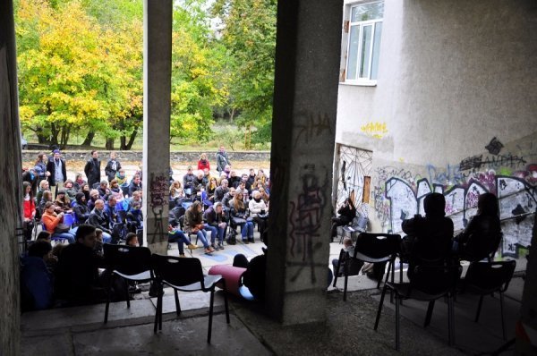 Луцький театр розшукує суддів для фестивалю «Мандрівний вішак». ФОТО