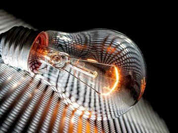 Треба готуватися до «важких днів»: у ДТЕК попередили українців про відключення світла