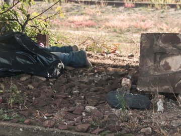 У Києві швидкісний потяг «Інтерсіті» збив на смерть чоловіка. ФОТО 18+