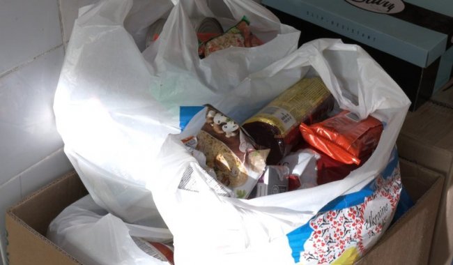 Дрони для військових і продуктові набори для ВПО: як працюють волонтери уволинському селі. ВІДЕО