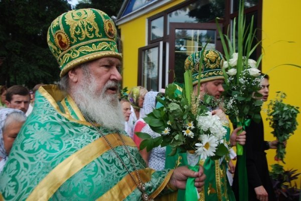 Як у луцькому храмі святкували Трійцю. ФОТО