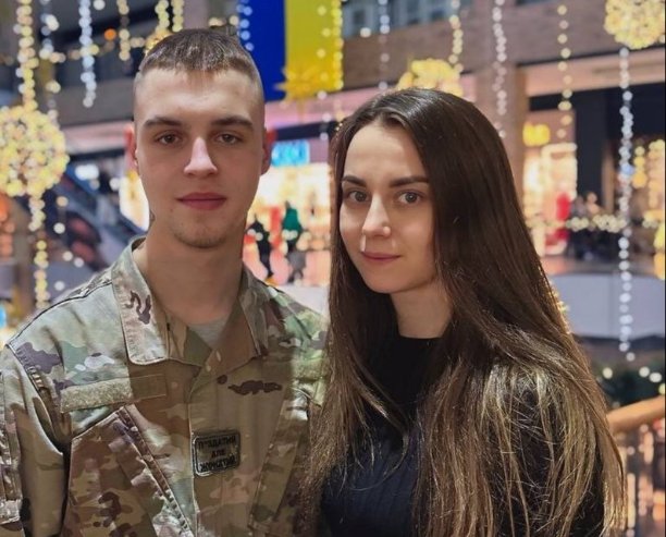 У 18 років пішов у військо: у Луцьку попрощалися з 20-річним воїном-сиротою Максимом Нагорним