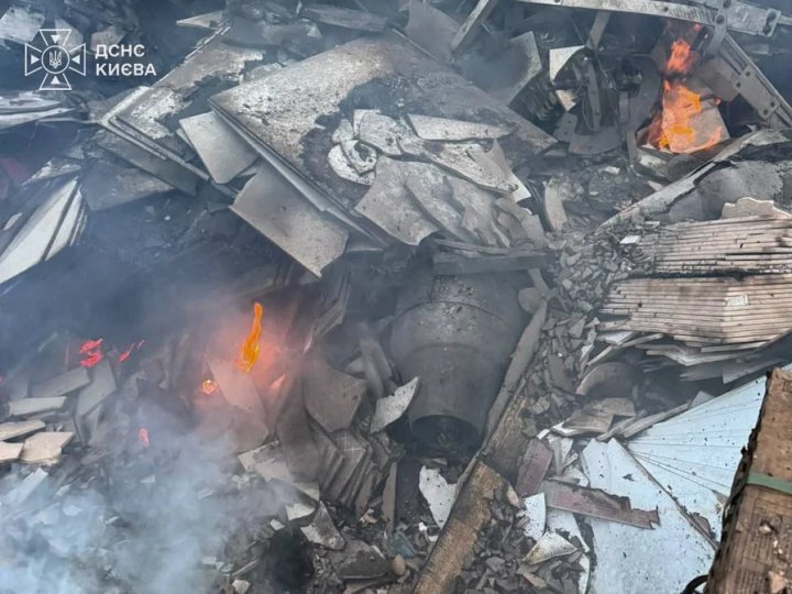 Росія атакувала Україну дронами та ракетами: що відомо