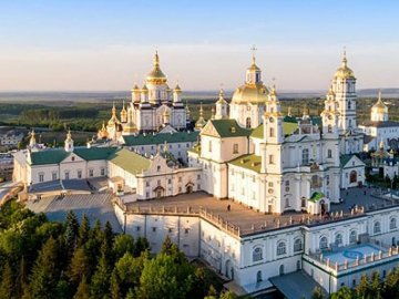 Мінкульт створив комісію для перевірки стану Почаївської лаври, що належить УПЦ МП