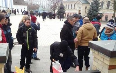 Оборону монастиря в Києві назвали «останньою битвою за Україну»