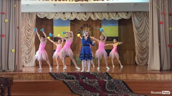 Звіт гуртків самодіяльності Луцької ЗОШ №17. ФОТО