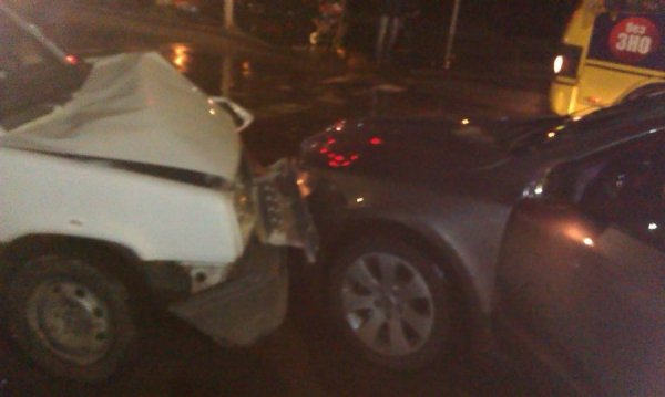 ДТП у Луцьку: п'яний водій не розминувся із легковиком Skoda. ФОТО. ВІДЕО. ОНОВЛЕНО