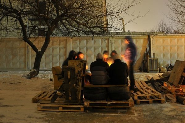 Блокування ВВшників у Луцьку: п'ята ніч. ФОТО