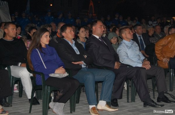 Пам’ять Хурсенка вшановували з агітацією Партії регіонів. ФОТО