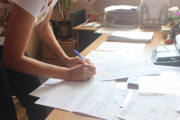 Активісти просять волинських нардепів про саморозпуск ВР. ФОТО