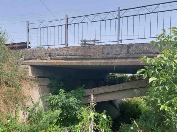 У селі на Волині обвалюється міст. ФОТО