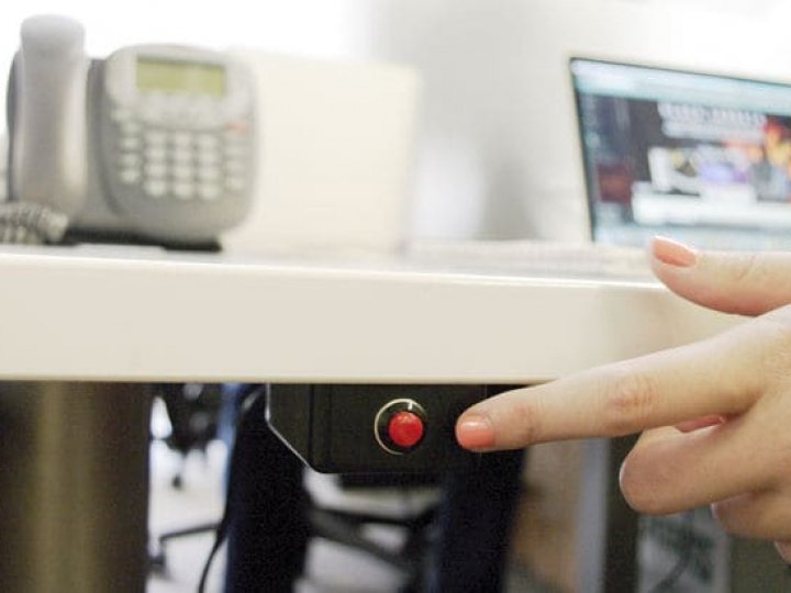 На Волині майже сотня шкіл не мають «тривожної кнопки»