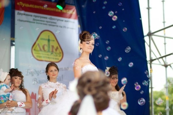 Переможці Параду наречених в Луцьку. ФОТО