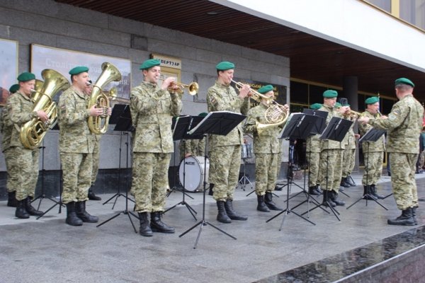 Лучани вшанували тих, хто поліг за Україну