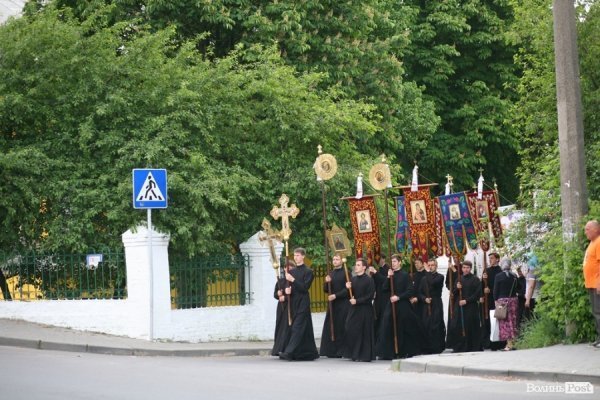 Миколая Чудотворця у Луцьку вшанували хресною ходою. ФОТО 