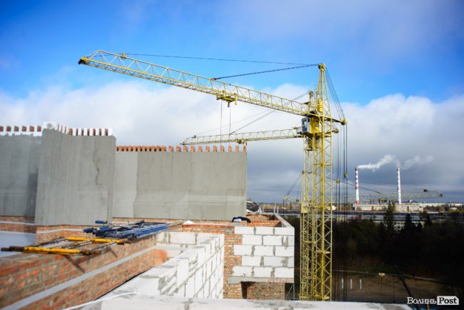 У Луцьку продовжує «рости» яскравий ЖК «Caramel Residence». ФОТО*