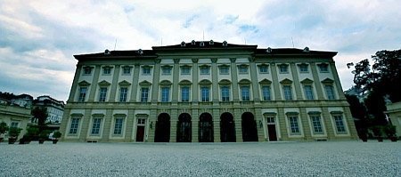 Статки Клюєвих. ФОТО