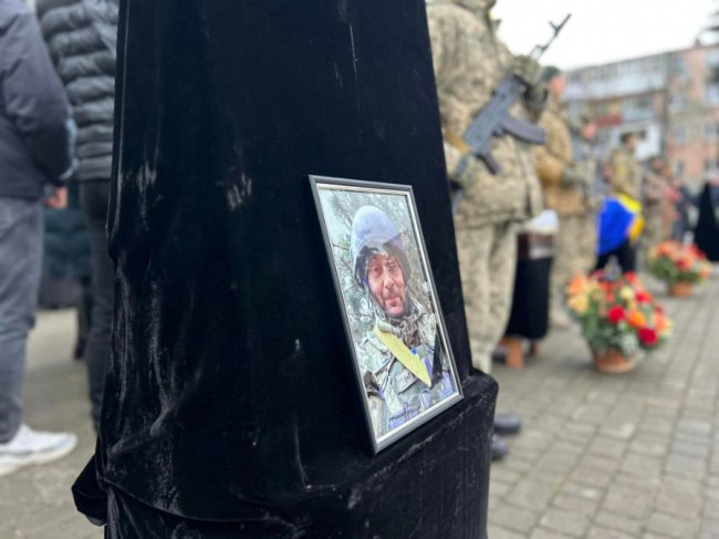 У Ковелі попрощалися з двома Героями Вячеславом Тимченком та Назарієм Бодняком